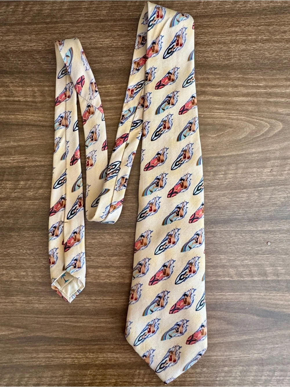 Tommy Bahama Silk Tie Surfer Surfboard Beach Hawaiian Novelty Tan Wide USA